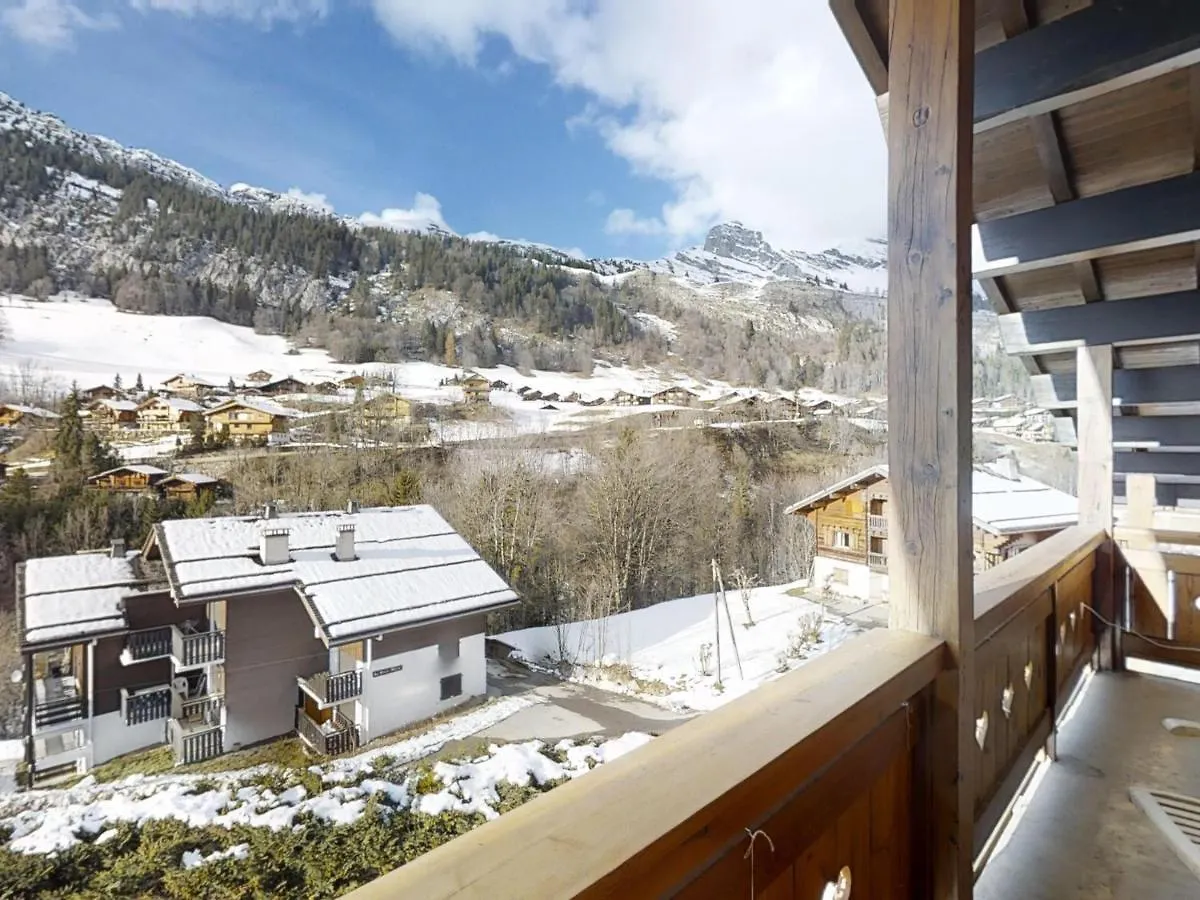 Bel Appartement Au Pied Des Pistes Avec Jardin, 2 Chambres Et Tout Confort - Le Chinaillon - Fr-1-467-46 Le Grand-Bornand 0*,  France